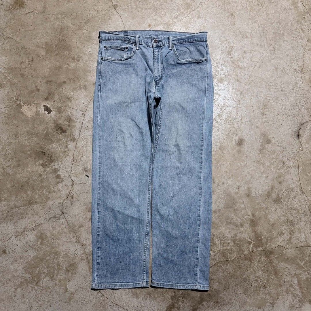 Levi's 505 Regular Fit Light Wash Jeans (Category: Jeans) located in Manila. Submitted by arvinnn_ (Listing ID 1470689182, Image 2). Description: Levis 505 Denim Pants W 34-36 L 40.5 LO 8.5 Good Condition Issue Mininal distressed, Sign of usage 550+sf Antipolo, Rizal.