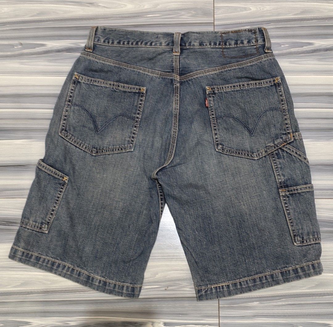 Levi's Carpenter Jorts (Category: Shorts) located in Cebu City. Submitted by archenggo (Listing ID 1470656532, Image 2). Description: No issue Flawless Dimes 30-32x21 Hem 11 Free Shipped.