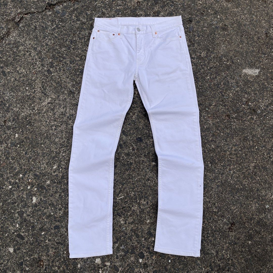 Levis Jeans 511 (Category: Jeans) located in Manila. Submitted by thrift-thrift00 (Listing ID 1470598071, Image 2). Description: Levis 511 Authentic! Actual Dimes Waist: 32" Length: 42" Excellent Condition Marikina City📍 1,499.