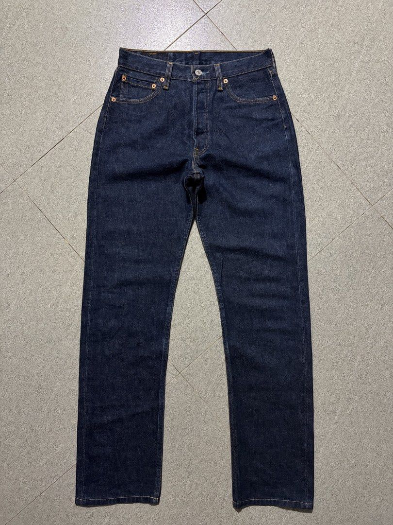 Levis Vintage 90’s 501 (Category: Jeans) located in Talisay. Submitted by re_sell01 (Listing ID 1470717606, Image 1). Description: Levis Vintage 90’s 501 Size: W28 L34 Waistline 29” Length 42.5” Leg Opening 7.5” Straight Leg Non Stretch Made in USA Excellent Condition.