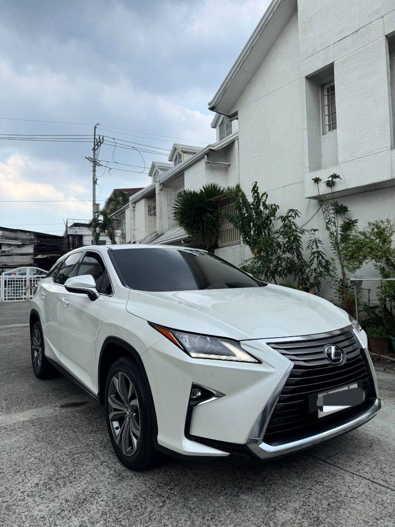 Lexus Rx 350 Auto (Category: Used Cars) located in Manila. Submitted by colynsantos (Listing ID 1470617567, Image 2). Description: 2018 Lexus RX350 Matic / Gasoline 𝙒𝙀 𝘼𝘾𝘾𝙀𝙋𝙏 𝙏𝙍𝘼𝘿𝙀 𝙄𝙉 𝘼𝙉𝘿 𝙁𝙄𝙉𝘼𝙉𝘾𝙄𝙉𝙂‼️ 𝗖𝗮𝗹𝗹 𝗼𝗿 𝗺𝗲𝘀𝘀𝗮𝗴𝗲 𝘂𝘀 𝗳𝗼𝗿 𝗺𝗼𝗿𝗲 𝗱𝗲𝘁𝗮𝗶𝗹𝘀‼️ ☎️📞: 0️⃣9️⃣2️⃣7️⃣4️⃣9️⃣7️⃣7️⃣8️⃣9️⃣7️⃣ COMPLETE PAPERS CASA MAINTAINED MILEAGE 40TKM NOT FLOODED ACQUIRED NO CAR ACCIDENT FRESH IN AND OUT.