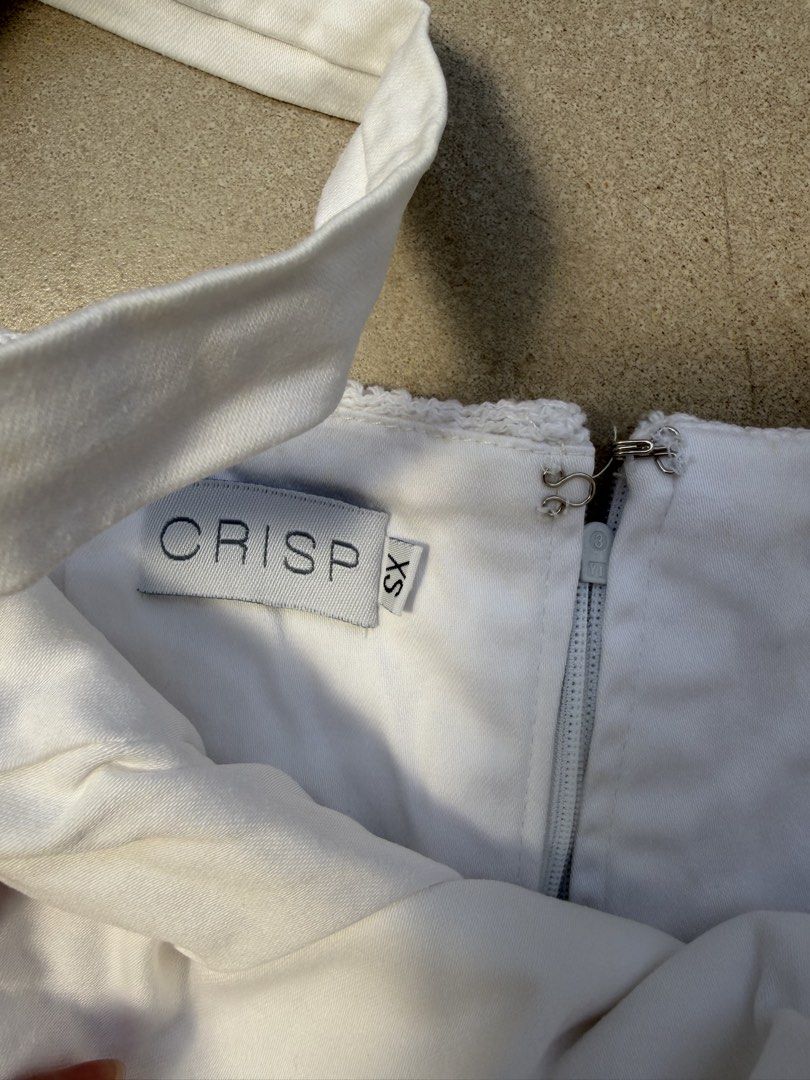 Like new Crisp top xs (Category: Blouses) located in Quezon City. Submitted by closet.cha (Listing ID 1470573052, Image 3). Description: *PLEASE READ DESCRIPTION, DO NOT MAKE AN OFFER IF YOU ARE NOT SURE* Size: X With lining but no pads Very minor color stain on one of the strap, not noticeable. No return no exchange No haggle and low baller offers. No other photos or when worn for flat lays. No Meet-Ups No Cash on Delivery No Pera Padala at the 