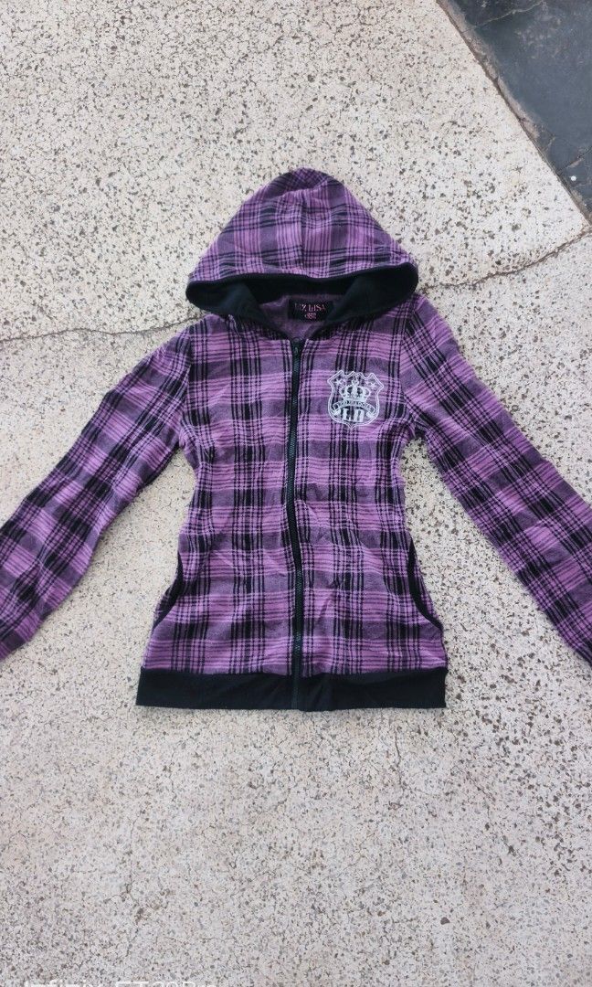 Liz lisa baby doll jacket (Category: Coats, Jackets and Outerwear) located in Manila. Submitted by mackussil (Listing ID 1470622001, Image 1). Description: as new condition no issue.
