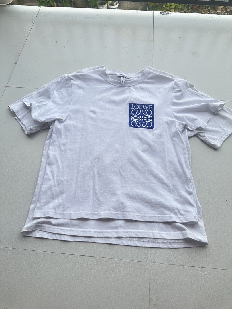 Loewe couple T (Category: Tshirts & Polo Shirts ) located in Angeles City. Submitted by royal_vintage_thriftshop (Listing ID 1470640586, Image 1). Description: Women size S. 500 Men size XL 500 .