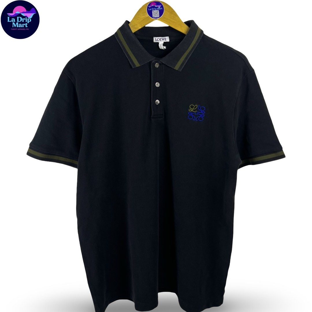 ‎“LOEWE” MLTCLR ANAGRAM SCPRT PS (Category: Tshirts & Polo Shirts ) located in Taguig. Submitted by ldm.ph (Listing ID 1470725766, Image 1). Description: (LDM-C-0267) ‎Size:ACTUAL FIT:LARGE ‎Dimensions ‎Inches width:22 ‎Inches length:27 ‎Condition: EXCELLENT ‎Color rate:9.5 ‎Flaws:❌ ‎(READY TO WEAR) .