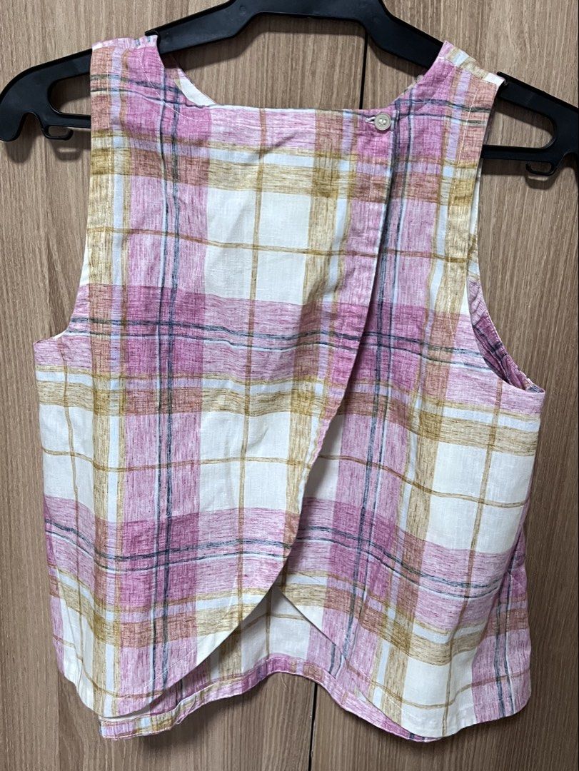 LOFT Pink Plaid Cross-Back Tank Top (Category: Sleeveless) located in Manila. Submitted by sph_preloved (Listing ID 1470704007, Image 2). Description: Price not negotiable unless buying at least 5 items. No ww photos. Location: QC Mode of delivery: grab/lalamove SF to be shouldered by the buyer .