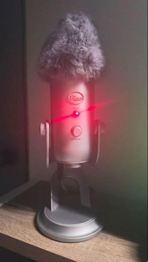 Logitech Blue Yeti USB Microphone (Category: Microphones) located in Manila. Submitted by lonegamerxgoodfinds (Listing ID 1470579523, Image 1). Description: - Authentic Blue Yeti USB microphone in sleek silver - Includes adjustable desktop stand, gain/pattern control knobs, mute button, and headphone volume dial - Comes with a fluffy grey windscreen for crystal-clear audio - Packed securely in its original box with molded foam inserts - Ideal for