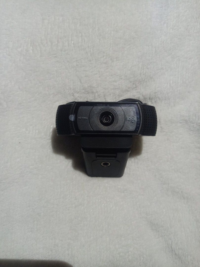 Logitech C920e HD 1080P Business Webcam (Category: Webcams) located in Pasay City. Submitted by jomel.jay.ariate (Listing ID 1470730024, Image 2). Description: You can also message me on Facebook: Jomel Jay Ariate Brand New / Factory Sealed PRICE IS FIXED Loc: PASAY CITY BUENDIA TAFT Test as much as you want on meetup or pickup Meetup at LRT or MRT Stations Also available for Pickup or Delivery Via lalamove, Grab, etc... Buyer Books and Shoulders