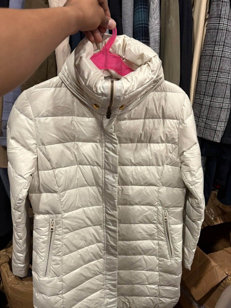LONG PUFFER JACKET WOMENS (Category: Coats, Jackets and Outerwear) located in Puerto Princesa. Submitted by wintergarmentshop (Listing ID 1470612949, Image 2). Description: LONG PUFFER JACKET WOMENS GOOD ASNEW NO ISSUE MEDIUM ON TAG.