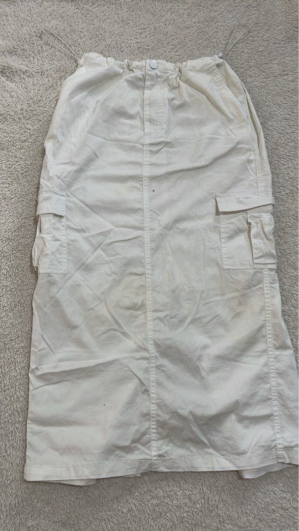 Long skirt (FITS S-M) (Category: Other Bottoms) located in Cauayan City . Submitted by declutterdarling (Listing ID 1470603479, Image 2). Description: .