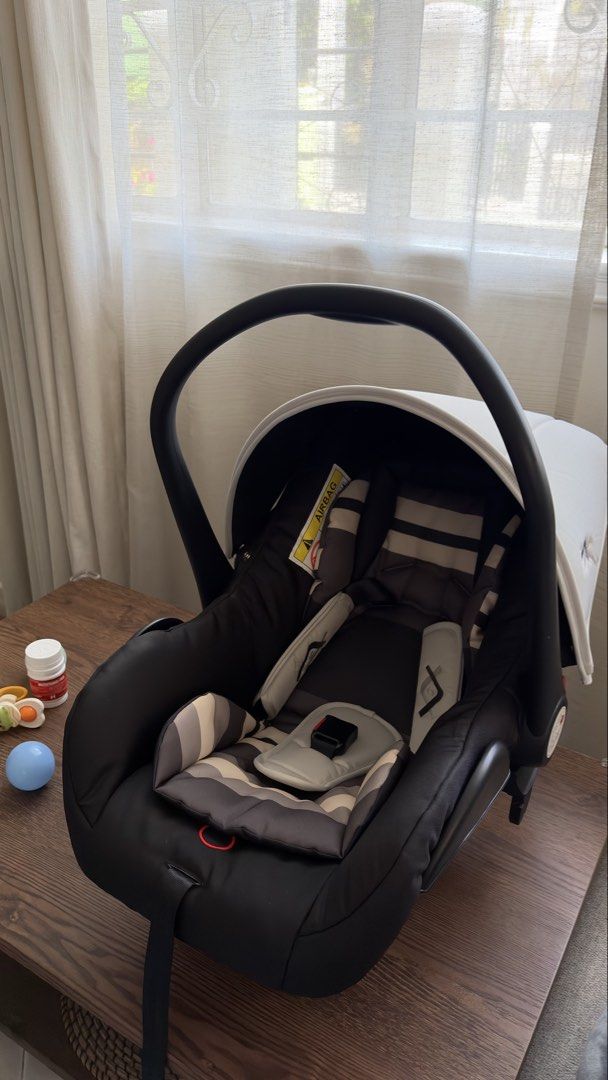 Looping Sydney Car Seat 0+ (Category: Car Seats) located in Las Pinas. Submitted by mindlessghost (Listing ID 1470617025, Image 1). Description: Suitable for Newborn 0 months up to Toddler 20kgs Looping's Sydney Stroller Pram cot (both sold separately) can be removed and replaced with the Sydney Newborn Car Seat. Car seat can be used from 0 months up to 9 months. Seat belt can be used to secure the car seat (rear facing). Shock absorbing. Net wei