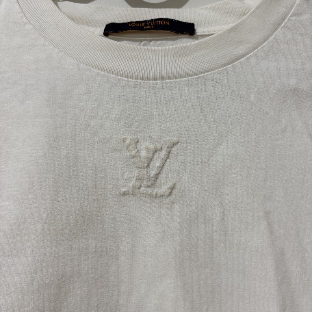 Louis Vuitton Embossed Logo White Oversized Shirt (Category: Tshirts & Polo Shirts ) located in Bulacan. Submitted by laleesa_ (Listing ID 1470702111, Image 3). Description: Issue: Pinhole Up to XL Men Made in Italy 22.5W x 28.5 L.