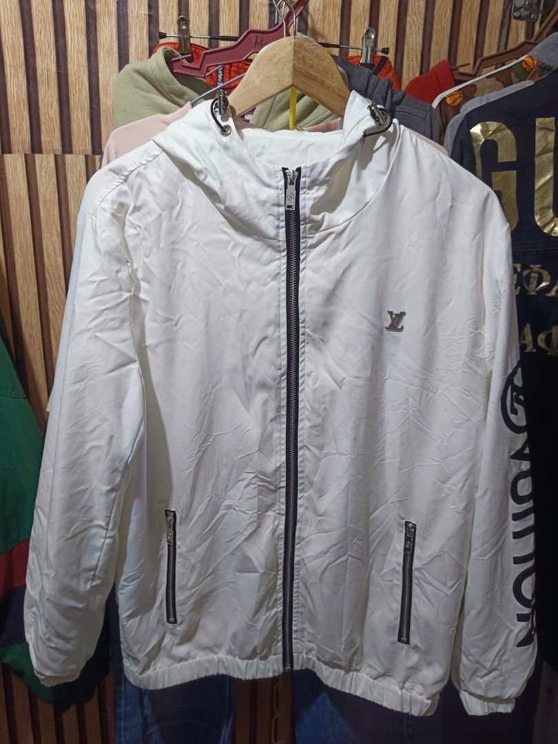 Louis Vuitton Windbreaker White (Category: Luxury Apparel) located in Cebu City. Submitted by negotiableprice22 (Listing ID 1470663777, Image 1). Description: Louis Vuitton Windbreaker fit for small to Medium Dimes Width 22 inch Length 26 inch issue nasa picture dulo available accepting offers.