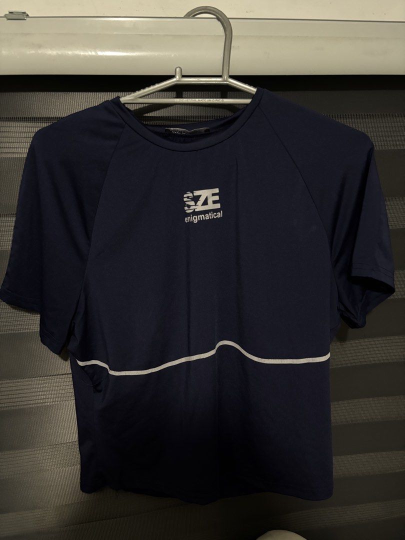lovito navy blue shirt (Category: Shirts) located in Manila. Submitted by iyahpreloved_ (Listing ID 1470701056, Image 1). Description: size L.