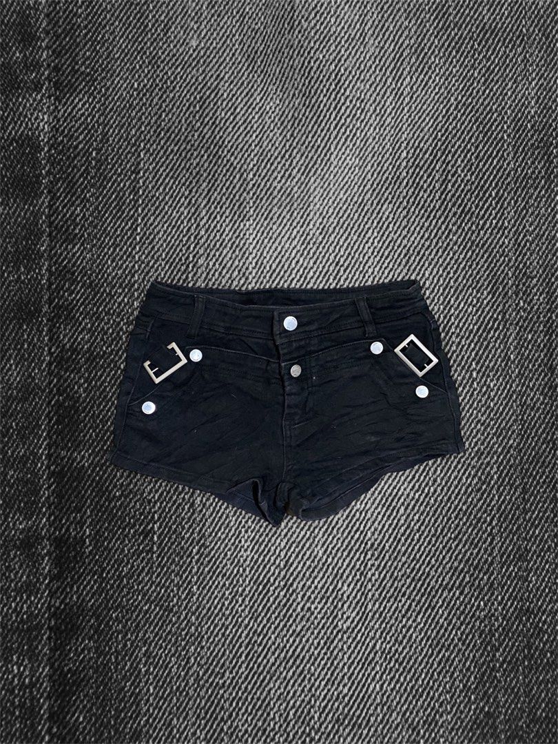 Low rise denim black shorts (Category: Shorts) located in Caloocan City. Submitted by blairbyysha (Listing ID 1470717279, Image 1). Description: Size 26 Length 8.5.