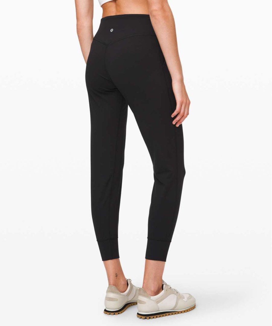 Lululemon Align High-Rise Jogger Black Size 4 (Category: Activewear) located in Pagsanjan. Submitted by zhairaaaaa (Listing ID 1470692907, Image 2). Description: - Brand: Lululemon - Style: High-rise joggers - Color: Black - Size: 4 (tag attached) - Material: Super soft fabric, ideal for workouts or lounging - Features: Elastic waistband, ankle cuffs, and subtle reflective logo on back waist LULU 🍋 ALIGN HIGH-RISE JOGGERS 🖤 🏷️ Size: Dot 4 🔥 S