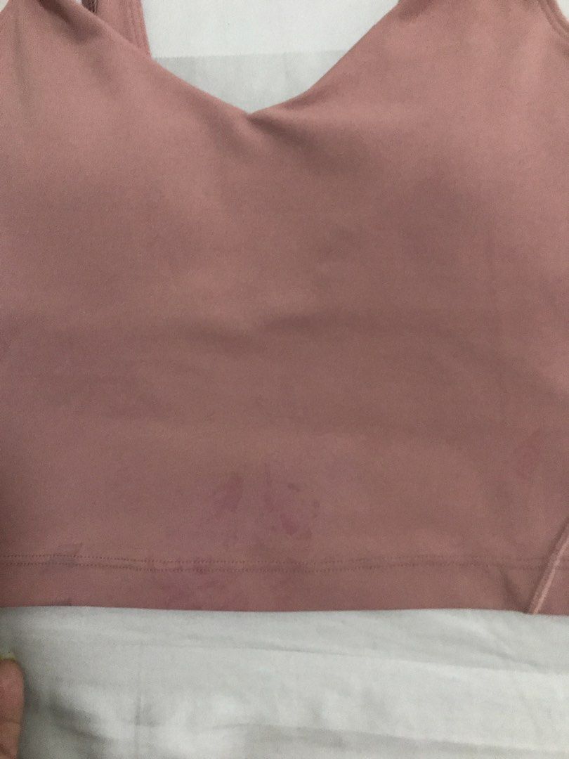 Lululemon Align Tank Top (Category: Activewear) located in Manila. Submitted by freshlemon58885 (Listing ID 1470566410, Image 2). Description: Issue color transfer at the lower part Dot 0 Padded .