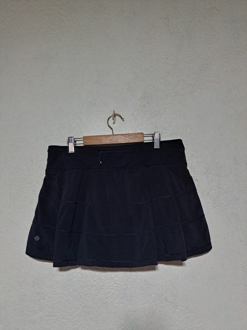 Lululemon Black Pace Rival Skort (Category: Activewear) located in Dumaguete. Submitted by jayarbajad49160 (Listing ID 1470633228, Image 1). Description: Lululemon Black Pace Rival Skort (Authentic) -1,000 add sf Very Good Condition Color rate:9.5/10 Dot 8 Width:32 up Length:12 Loc dumaguete city visayas.