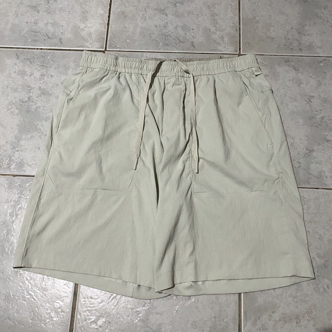 LULULEMON BOWLINE WOVEN 8” (Category: Shorts) located in Bacolod City. Submitted by thriftedfits. (Listing ID 1470725303, Image 2). Description: 𝗡𝗜𝗞𝗘 𝗙𝗟𝗘𝗫 𝗦𝗧𝗥𝗜𝗗𝗘 𝗪𝗜𝗟𝗗 𝗥𝗨𝗡 𝟱”♻️ Size: XL on tag | Best fit L to XL Measurements: 31-36” waist / 14” length Condition: Like New (10/10 Color rate) Flaws: None Price: ₱850 + shipping fee 🏷️ Mode of Payment: GCash / Bank Courier: J&T Express (nationwide).
