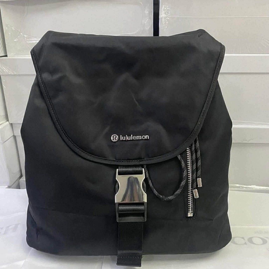 Lululemon Drawstring Backpack (Category: Backpacks) located in Binan City. Submitted by pinkykeenshop (Listing ID 1470740357, Image 1). Description: .