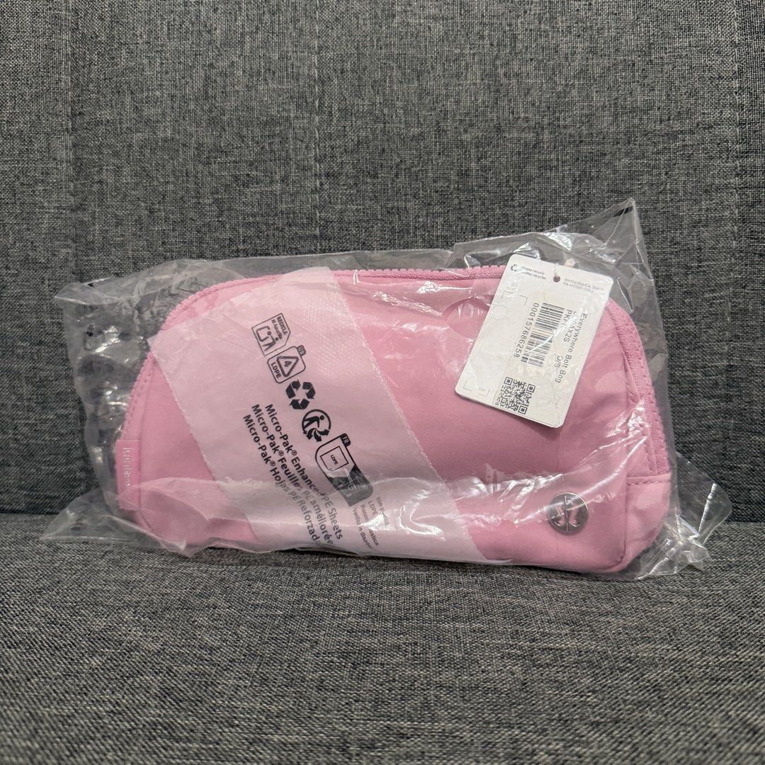 Lululemon everywhere belt bag in 1l (Category: Purses & Pouches) located in Manila. Submitted by happy_icedmatcha (Listing ID 1470720585, Image 1). Description: 🎀 authentic lululemon everywhere belt bag ♡ brand new ♡ with tags ♡ onhand and ready to ship dm to mine! 💌.