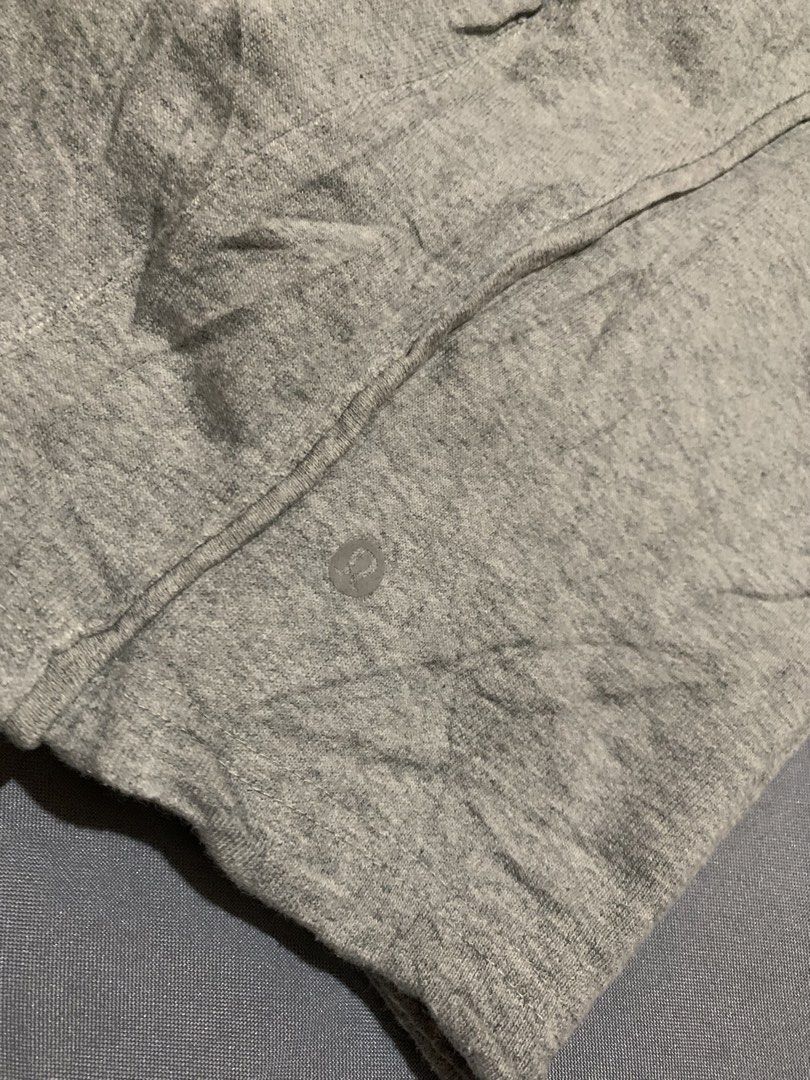 Lululemon Grey Sweat Shorts Size 4 (Category: Shorts) located in General Santos City (Dadiangas). Submitted by stockyards (Listing ID 1470590869, Image 3). Description: - Brand: Lululemon - Size: 4 (tag attached inside waistband) - Color: Classic Grey - Material: Comfortable cotton - Features: Drawstring waist with metallic tips, functional side pockets - Condition: Excellent, fabric and wash tags fully legible - Origin: Made in Philippines - Sty