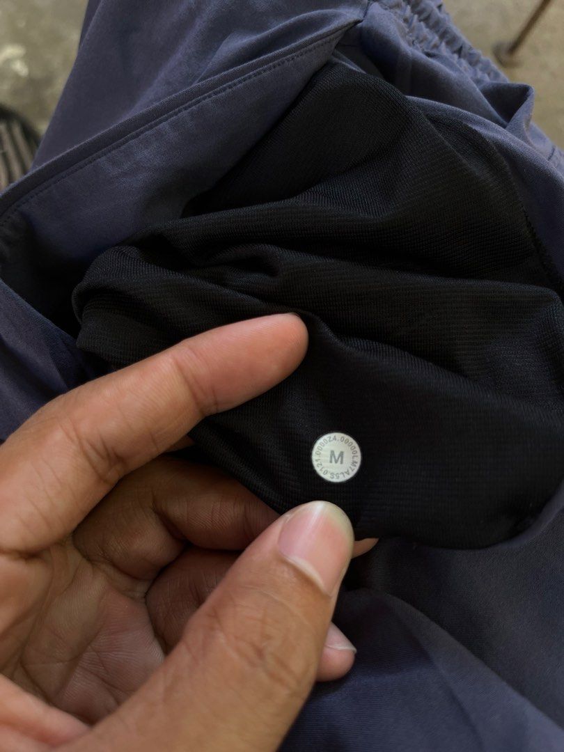 Lululemon Mens Short (Category: Shorts) located in Dumaguete. Submitted by kxnethrifted (Listing ID 1470597013, Image 3). Description: Dot M W - 29 to 34 L - 17.5 Leg Opening - 11 Excellent Condition 9.5/10 Color rate With minimal issue last pic Need Wash Price + sf .