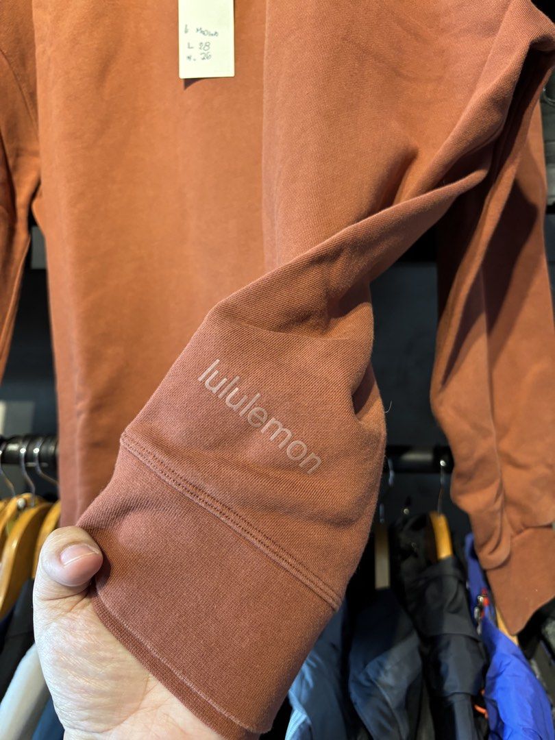 Lululemon Perfectly Oversized Crew (Category: Longsleeves) located in San Fernando. Submitted by kayemanalac_05 (Listing ID 1470723819, Image 3). Description: Medium Oversized.