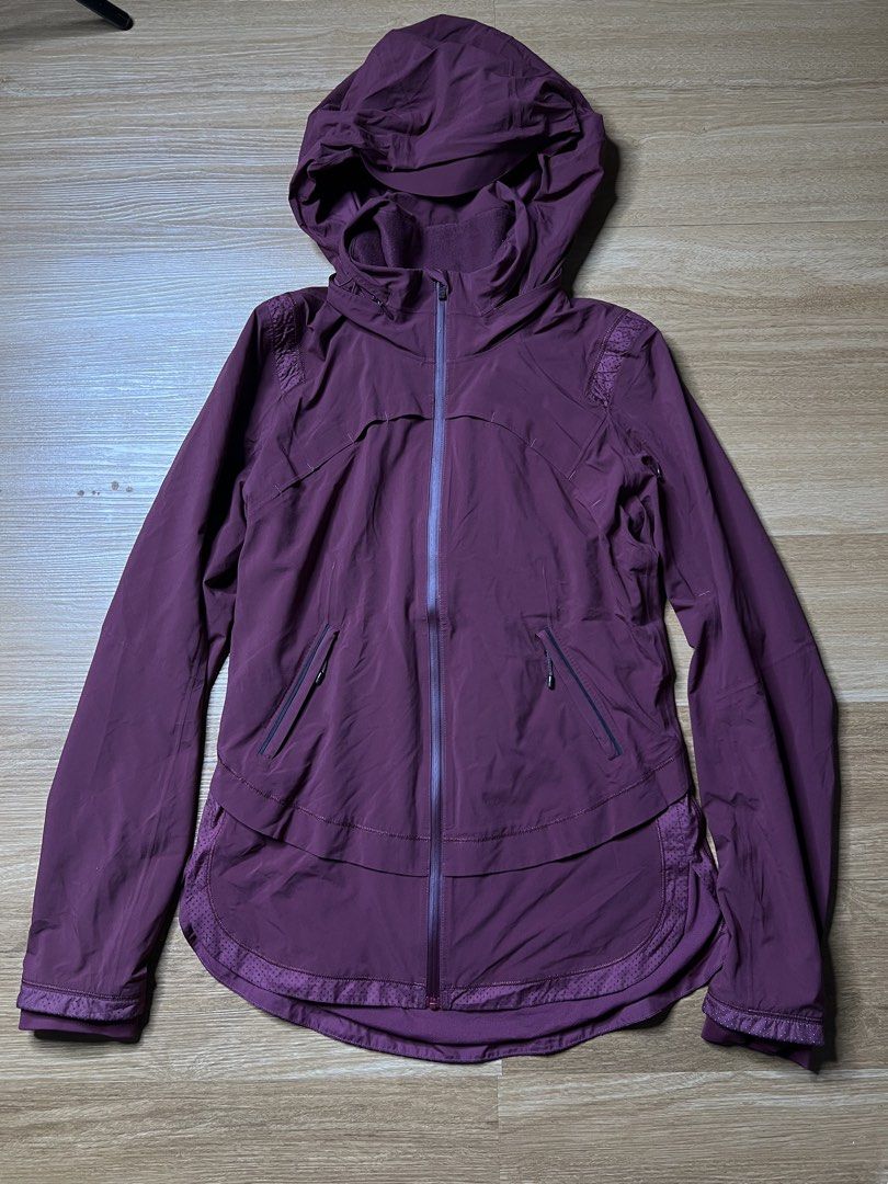 LULULEMON RAIN JACKET IN RUST BERRY COLORWAY (Category: Coats, Jackets and Outerwear) located in Cebu City. Submitted by gaston_roux (Listing ID 1470655728, Image 3). Description: Chest Width: 18 Lengh: 26 Sleeve: 23 Shoulder width: 15 Size 4 on tags Good condition Minor signs of usage only not noticeable .