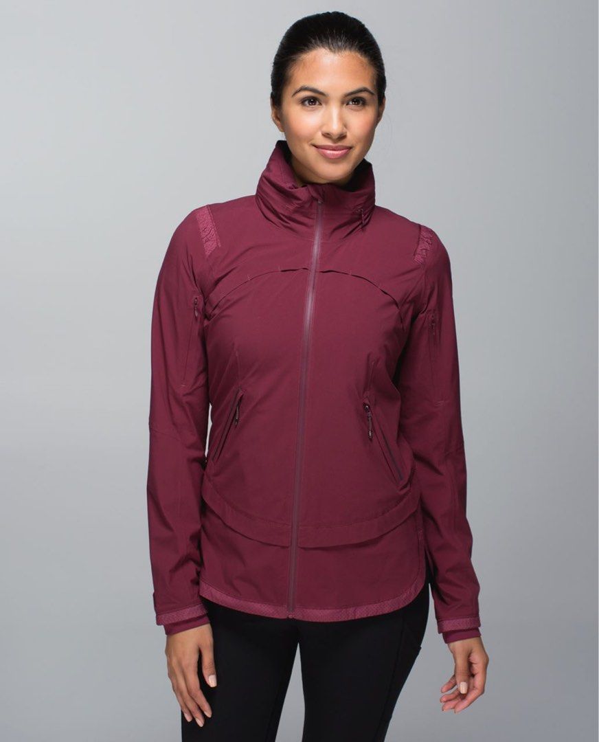 LULULEMON RAIN JACKET IN RUST BERRY COLORWAY (Category: Coats, Jackets and Outerwear) located in Cebu City. Submitted by gaston_roux (Listing ID 1470655728, Image 1). Description: Chest Width: 18 Lengh: 26 Sleeve: 23 Shoulder width: 15 Size 4 on tags Good condition Minor signs of usage only not noticeable .
