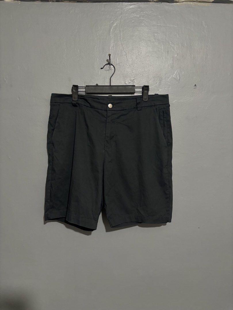 Lululemon Shorts (Category: Shorts) located in Bacolor. Submitted by dandaofficial25 (Listing ID 1470612010, Image 1). Description: 35W .