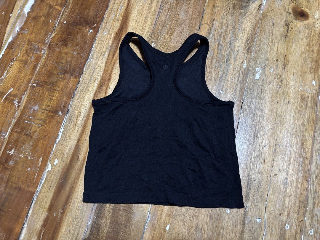 Lululemon swifty tech crop razorback (Category: Activewear) located in Cagayan de Oro. Submitted by kirkwax_4 (Listing ID 1470634835, Image 2). Description: Lululemon swifty cropped razorback Xs/Small (14x17) stretch Xcellent-like new No issue 680.