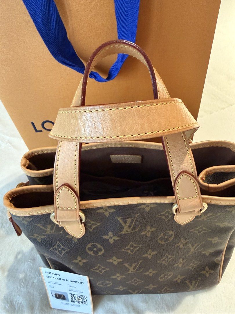 LV BAG- Batignolles (Category: Tote Bags) located in Makati City. Submitted by lambogirl (Listing ID 1470600659, Image 3). Description: ✔️LV Batignolles- Excellent Condition‼️ ✔️Cash-39K, 42K Lay away ✔️comes with dust bag, and Entrupy ✔️Free shipping or Pick up (Makati).