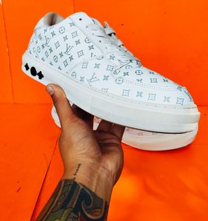 (Category: ) located in . Submitted by mersonbadilla_luxury.item (Listing ID 1470681552, Image 1). Description: .