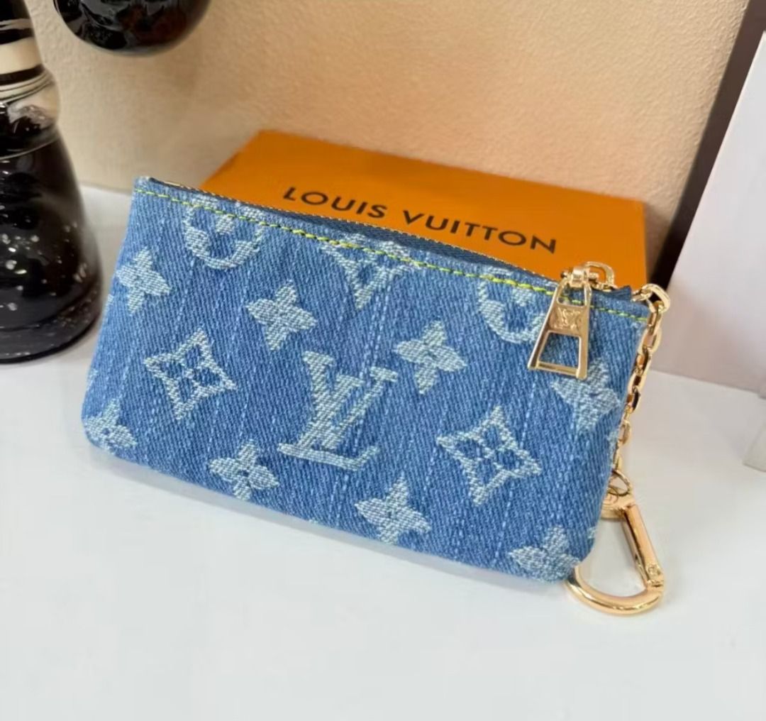 lv murakami cherry key coin purse (Category: Wallets & Card holders) located in Quezon City. Submitted by lux.finds (Listing ID 1470667702, Image 2). Description: .