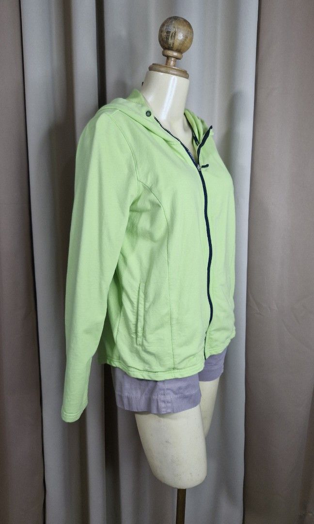 M: Chaps Hoody Jacket (Category: Coats, Jackets and Outerwear) located in Calabanga. Submitted by deniseallyson (Listing ID 1470673286, Image 2). Description: .