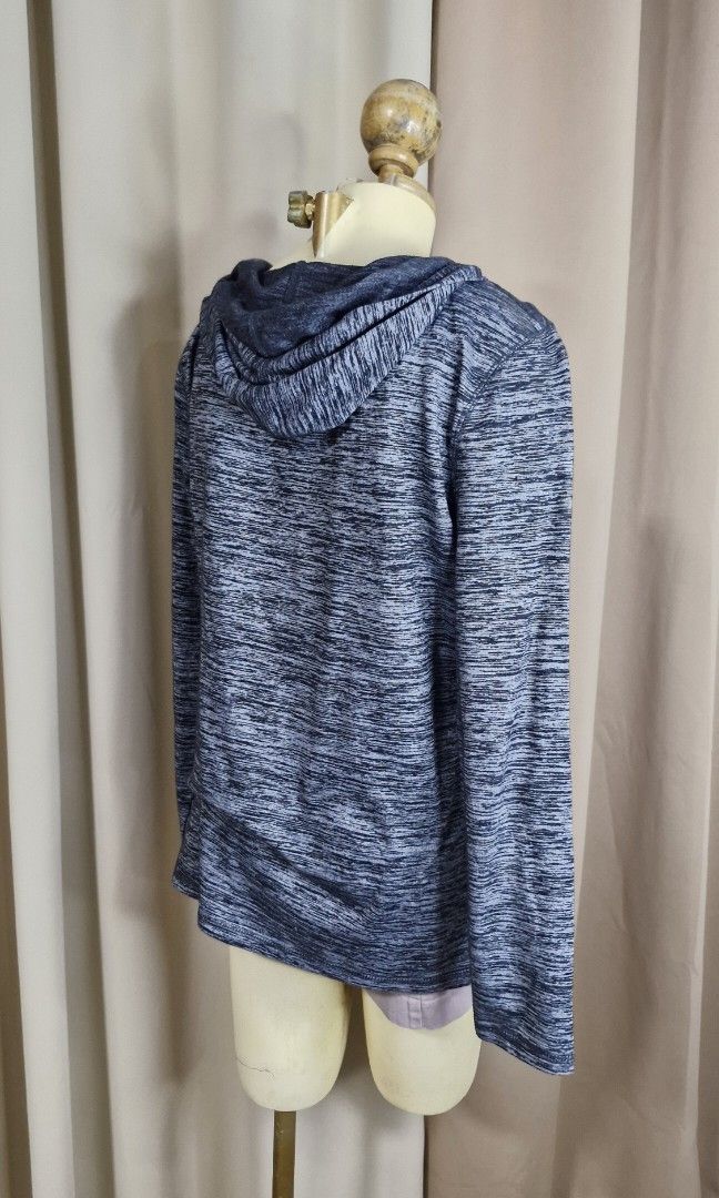 M: Silverwear Jacket (Category: Coats, Jackets and Outerwear) located in Calabanga. Submitted by deniseallyson (Listing ID 1470673895, Image 3). Description: .