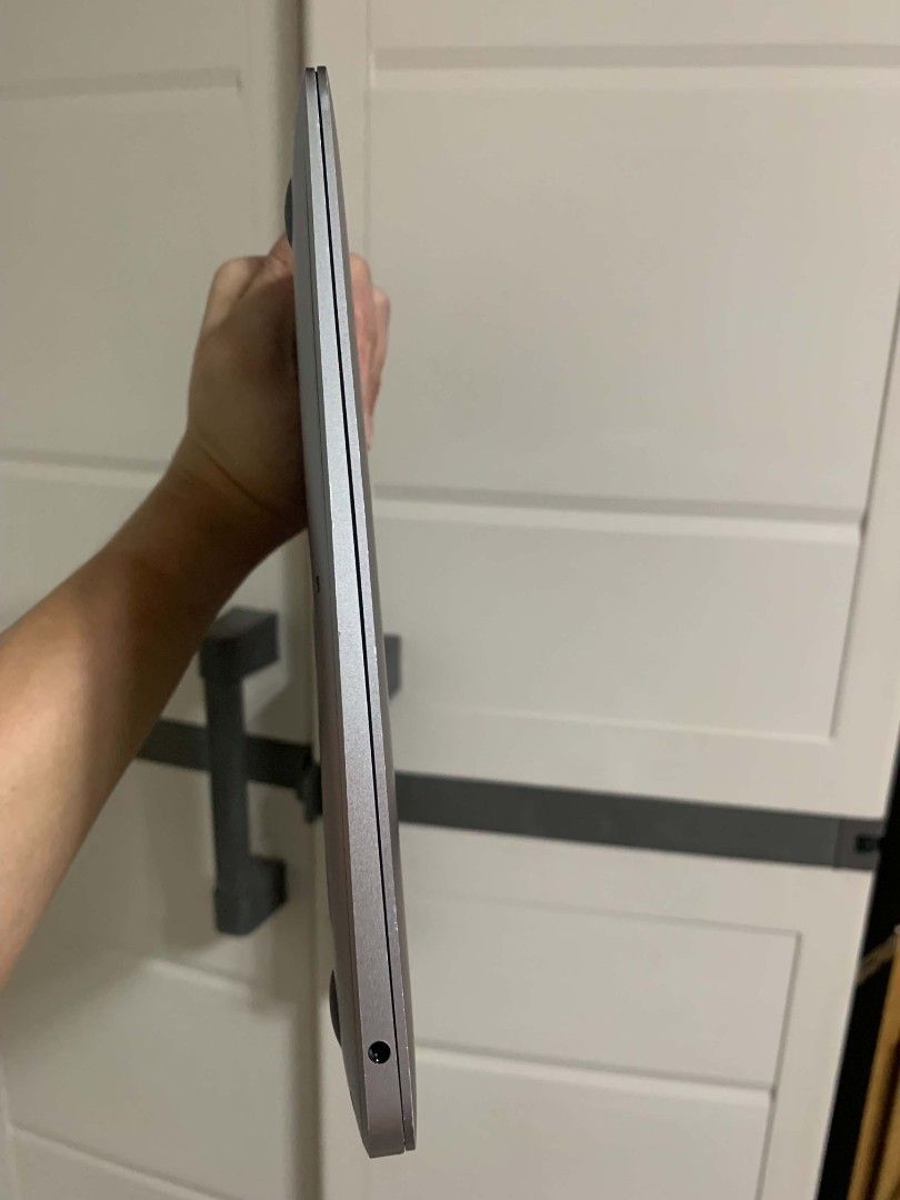 Macbook Air M1 (2020 - Silver) (Category: Laptops & Notebooks) located in Rizal. Submitted by kekwek (Listing ID 1470700327, Image 2). Description: HELPING MY SISTER FOR SALE ‼️ MacBook Air M1 2020 256gb / 8GB Details: - Silver - 8GB Ram - Chipset: Apple M1 Chip - Cycle count: 461 with 82% battery health (Normal) - Unit is still in excellent and presentable condition 💯 - No history of repair - All working 100% no issue - Sobrang smooth pa din - 