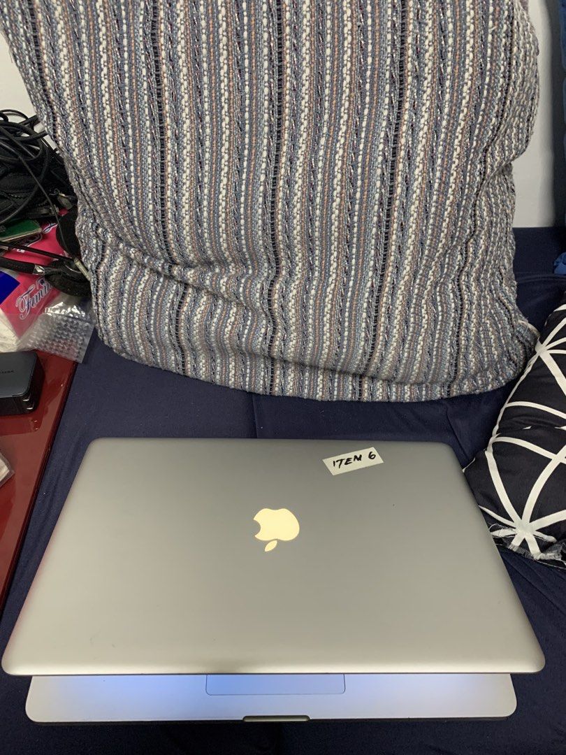 macbook pro i7 2012 (Category: Laptops & Notebooks) located in Manila. Submitted by hometechieonlineshop (Listing ID 1470612657, Image 3). Description: macbook pro i7 2012 15-inch 10gb ram 256gb ssd new clean new thermal good battery with charger.