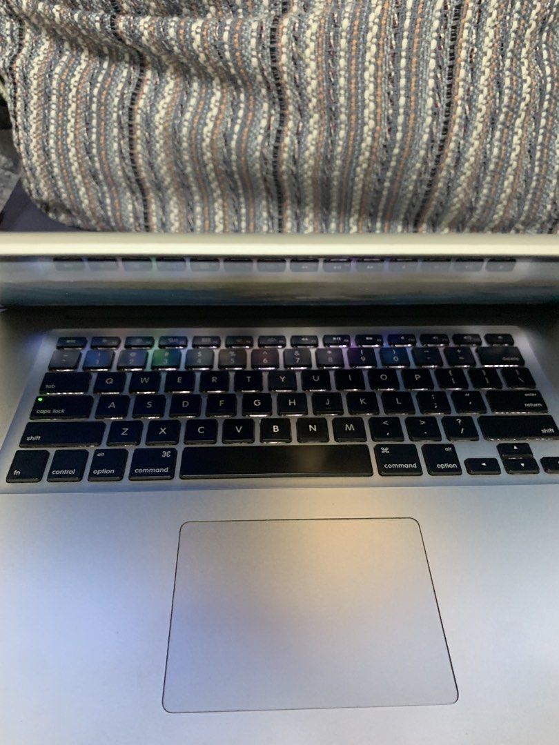 macbook pro i7 2012 (Category: Laptops & Notebooks) located in Manila. Submitted by hometechieonlineshop (Listing ID 1470612657, Image 2). Description: macbook pro i7 2012 15-inch 10gb ram 256gb ssd new clean new thermal good battery with charger.