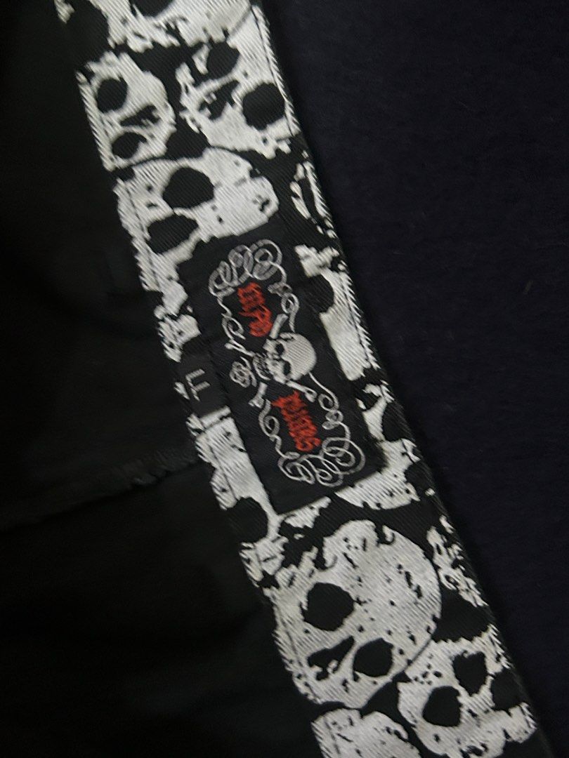 Mad Punks Bondage Pants (vkei/jpunk) (Category: Jeans) located in Manila. Submitted by sellzshi (Listing ID 1470682223, Image 2). Description: 34 W 38 L 10 HEM pm for more deets/offers.