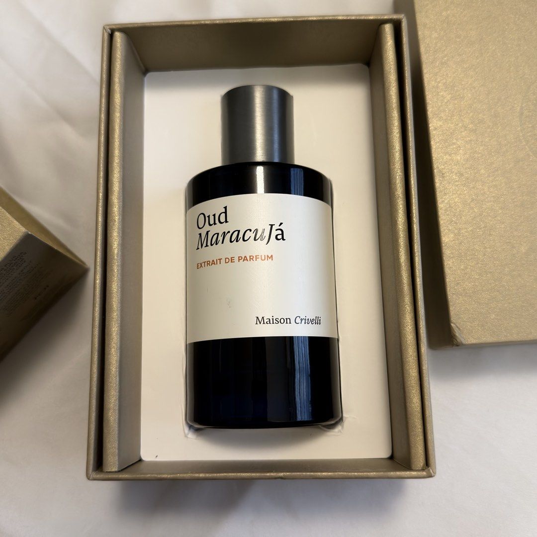 Maison Crivelli Oud Maracuja Extrait de Parfum 100ml (Category: Fragrance & Deodorants) located in Tarlac. Submitted by jzennoroyy-32960 (Listing ID 1470560080, Image 1). Description: - Item: Maison Crivelli Oud Maracuja Extrait de Parfum - Size: 100ml - Condition: Brand new, 99% touched (2 sprays used only) - Fragrance Profile: Rich woody and fruity - Packaging: Complete with gold presentation box, slipcase, and inner card insert - Bottle Detail
