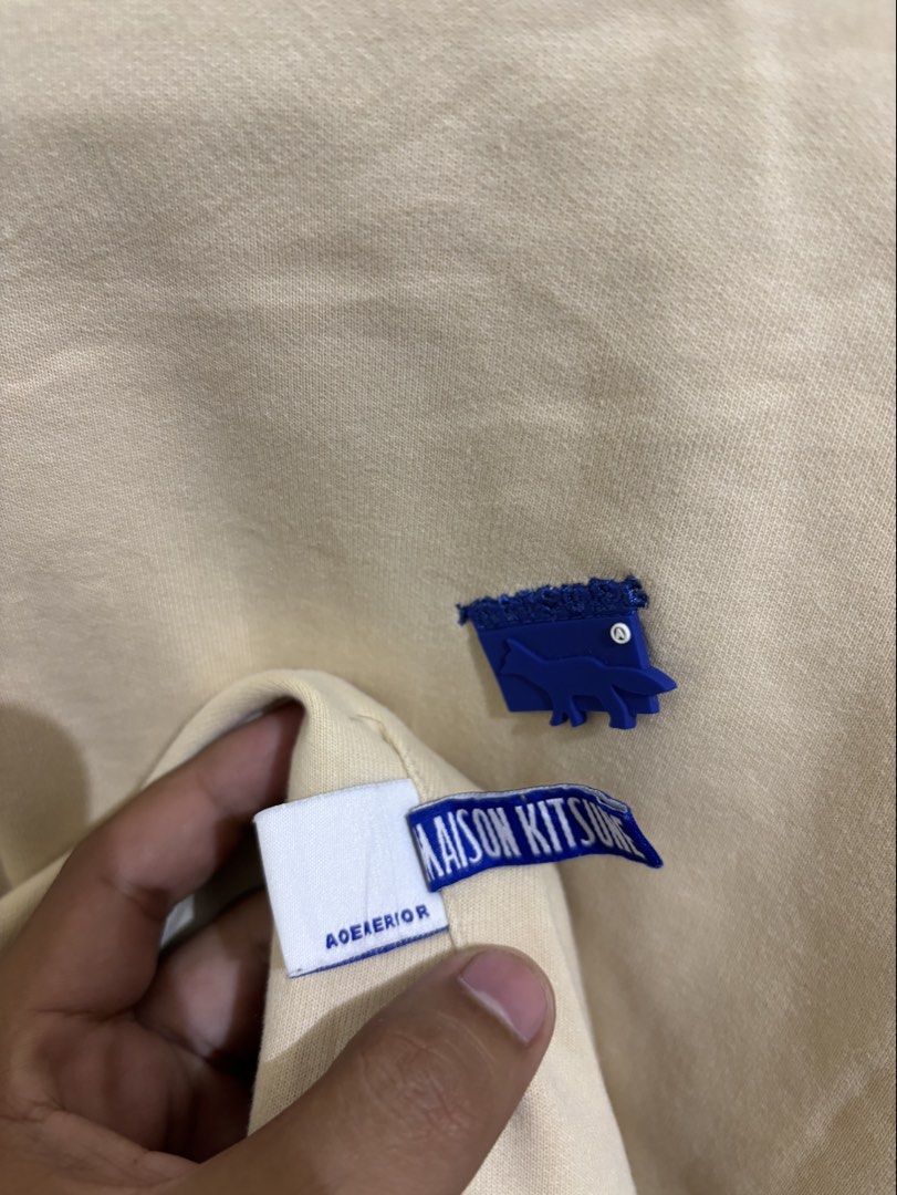 Maison kitsuńe X ader error (Category: Coats, Jackets and Outerwear) located in San Fernando. Submitted by jyyyshytt (Listing ID 1470687966, Image 3). Description: Excellent condition No issue Color rate:9.5/10 Dimensions:W.