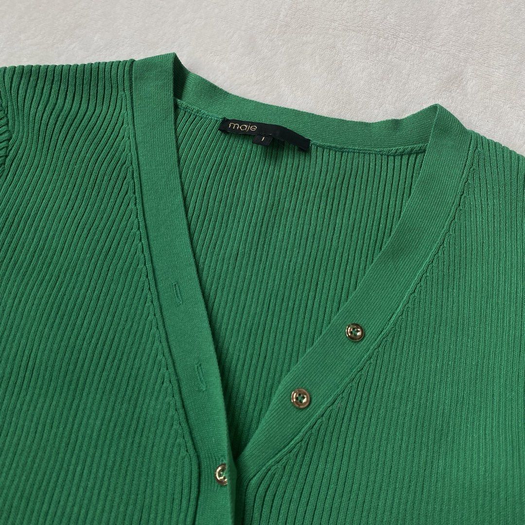 💫Maje Mimosa Cropped Ribbed Kit Top (Category: Others Tops) located in Manila. Submitted by yourdaily_obsessions (Listing ID 1470667556, Image 3). Description: Item: MAJE •Size 1 on tag, S-L (stretchable fabric) •Comfy to wear.💚 - Notes before making an offer❗️ •Photos are provided for self authentication. •Bogus/irresponsible buyer auto blocked •Check details first, to see minimal flaw/issue if any. •Payment First. No payment, no reservation. 