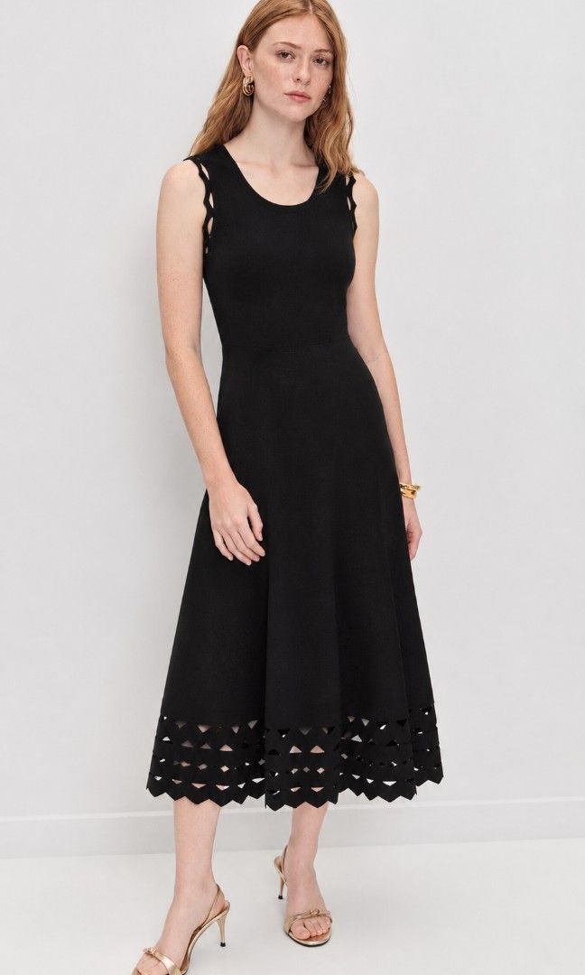 Maje Scoop Neck Black Dress (Category: Dresses) located in Pagudpud. Submitted by altheacee063978 (Listing ID 1470573716, Image 1). Description: s-m.