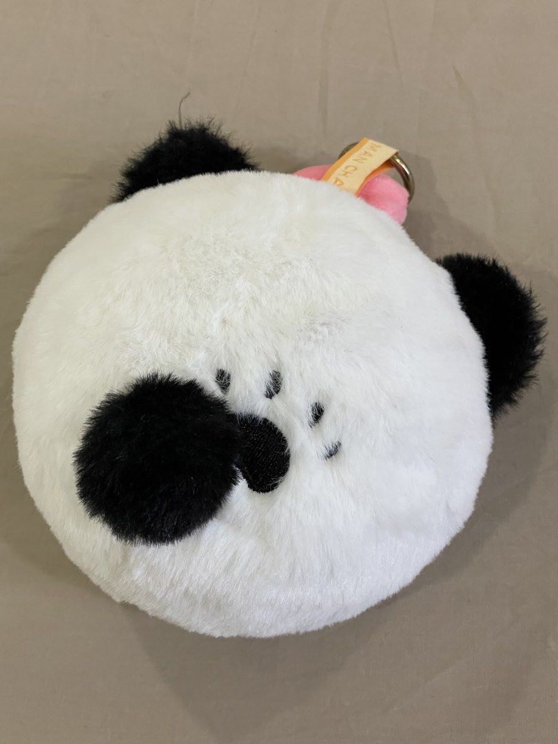 Man Chao Panda Plush Face Keychain Bag Charm (Authentic) (Category: Plushies & Soft Toys) located in San Juan City. Submitted by declutterdiariesmnl (Listing ID 1470640833, Image 2). Description: Manchao V2 Chubby Animal Plush Pendant (Panda character version), part of the Manchao plush head blind box series. Key Details • Character: Panda (with a green-haired doll face and pink flower sprout on top) • Type: Round plush head bag charm / pendant •