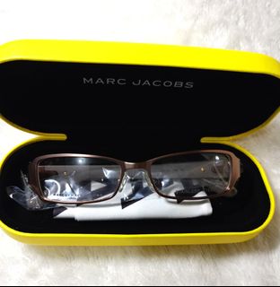 (Category: ) located in . Submitted by vanitystorehouse (Listing ID 1470619726, Image 1). Description: .