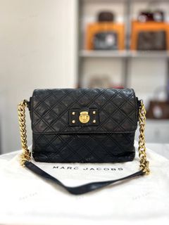 (Category: ) located in . Submitted by stylishtalk (Listing ID 1470633793, Image 1). Description: .