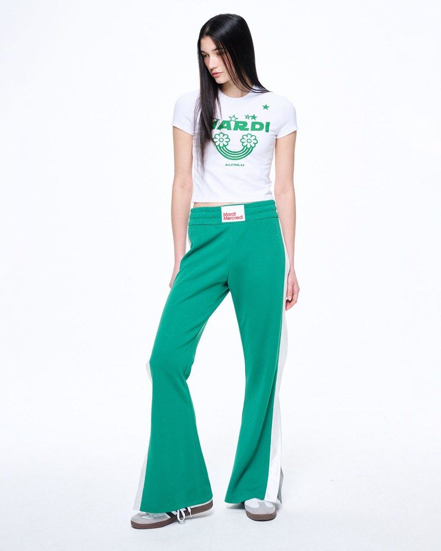 MARDI MERCREDI - Cropped Shirt (Category: Shirts) located in Cavite. Submitted by hand.picked (Listing ID 1470589688, Image 3). Description: MARDI MERCREDI - Cropped Shirt Size: Free Dimension: 16.5” Width / 15.5” Length Condition: Excellent.