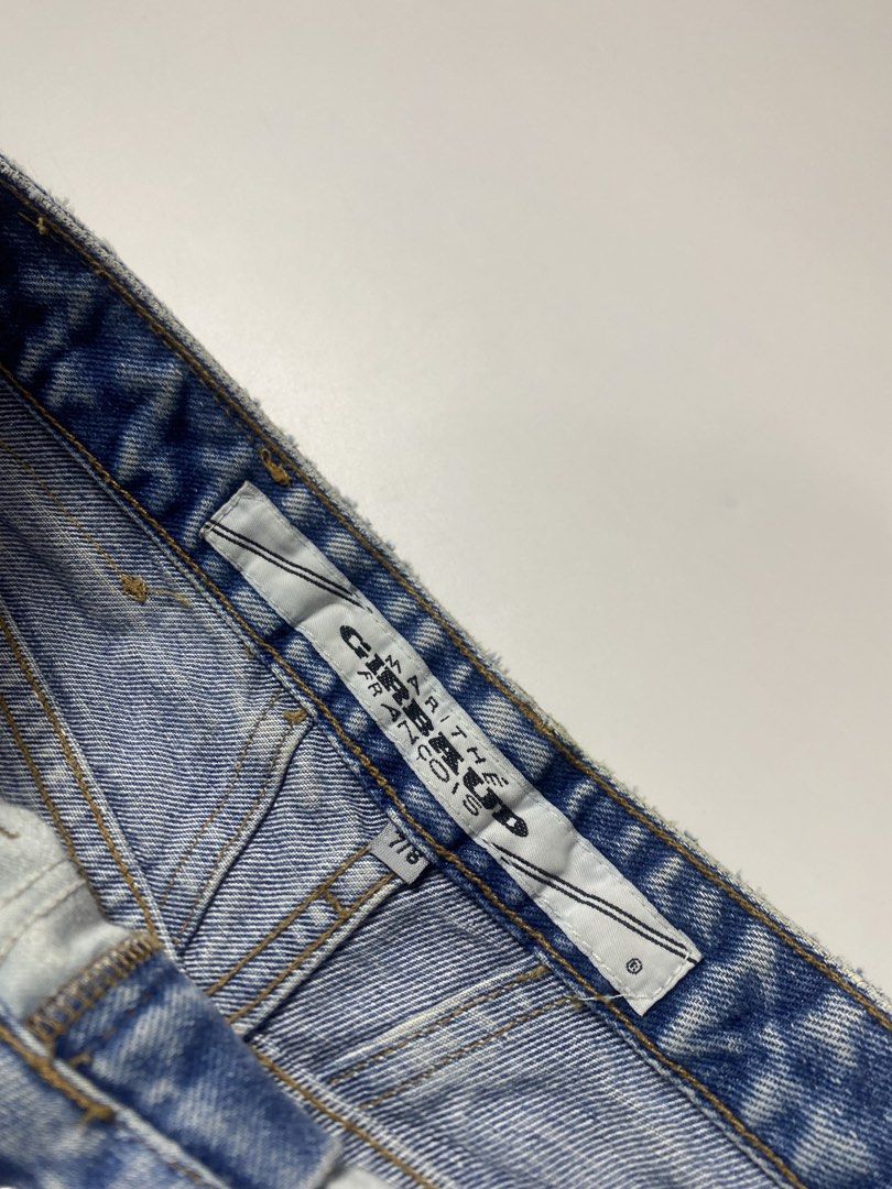 marithe francois Girbaud denim shorts (Category: Shorts) located in Lipa City. Submitted by _thriftitcloud (Listing ID 1470717278, Image 3). Description: 30x21 Very Good condition.